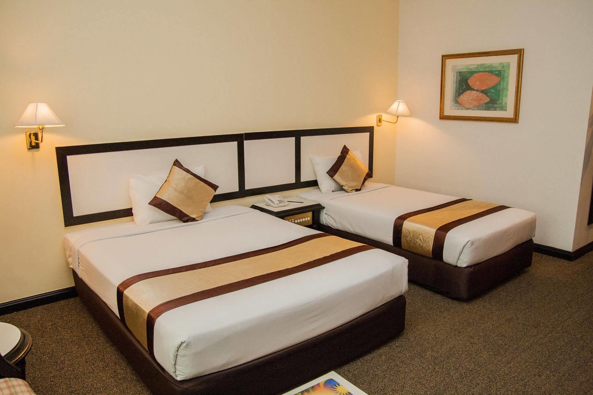 Summit Hotel Subang Usj Subang Jaya Esterno foto