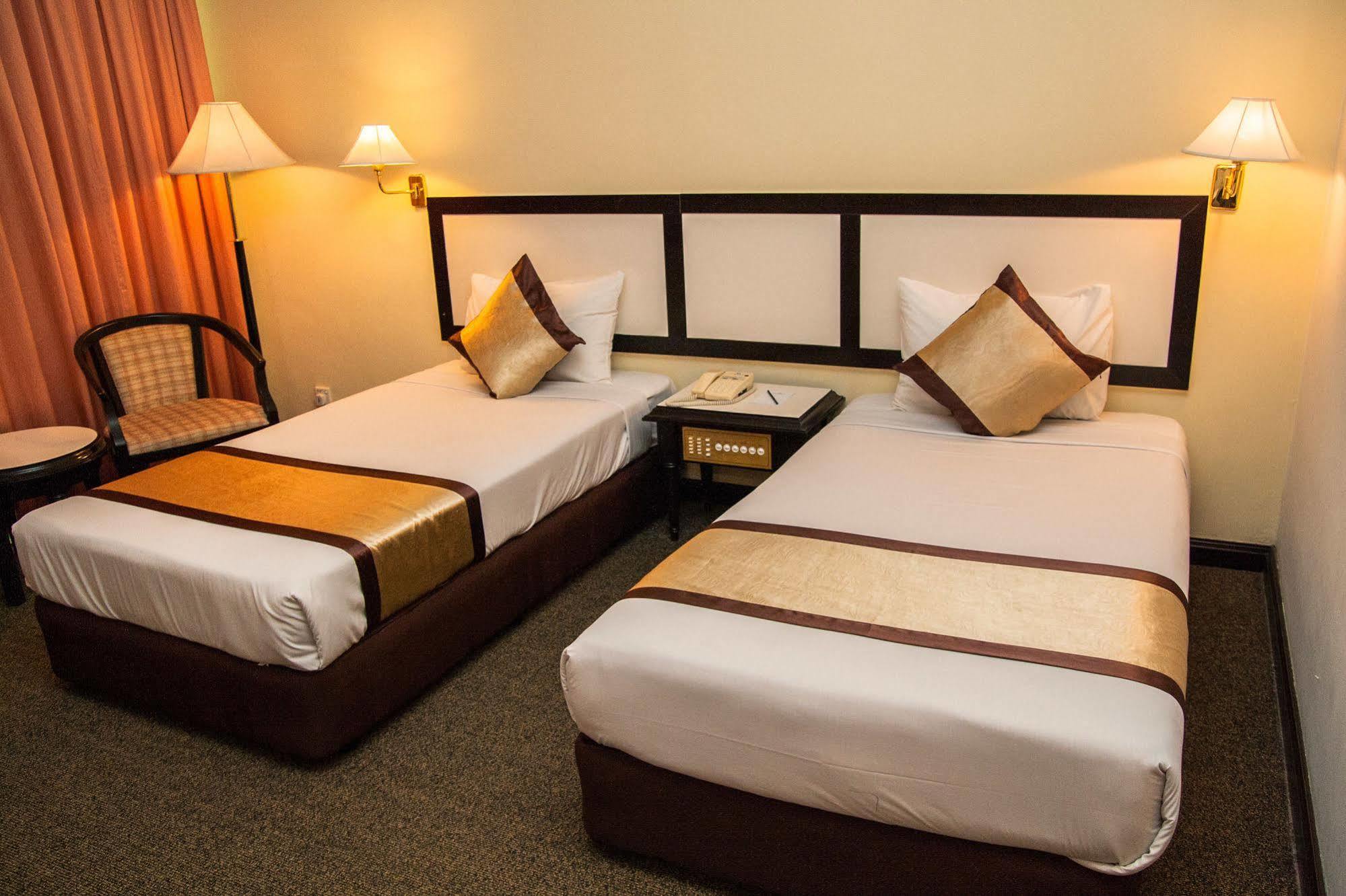 Summit Hotel Subang Usj Subang Jaya Esterno foto