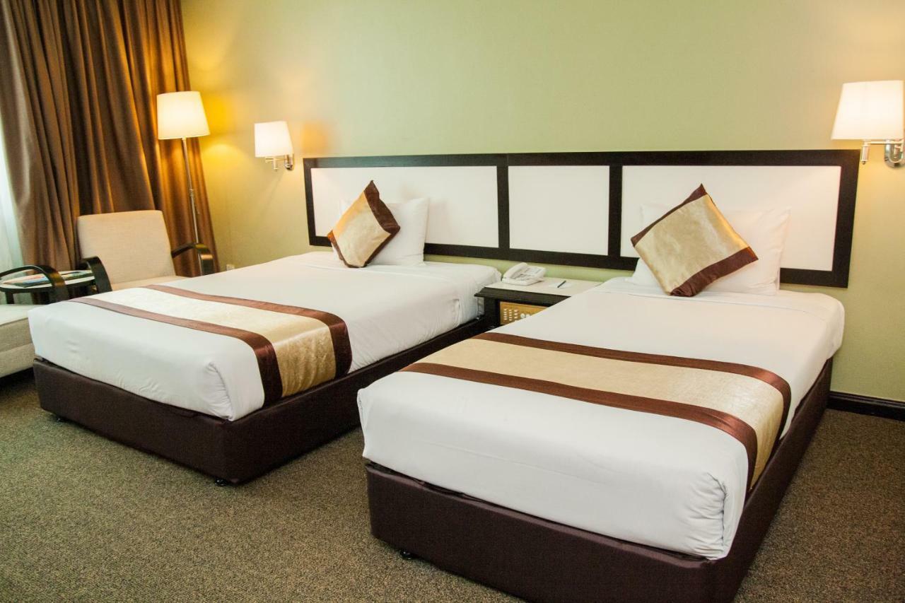 Summit Hotel Subang Usj Subang Jaya Esterno foto